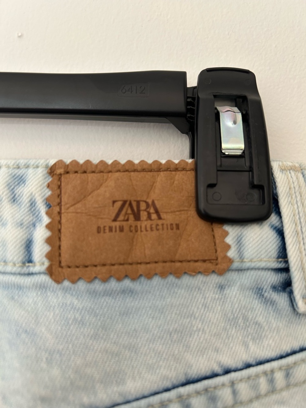 Zara Light Blue Acid Wash Women's Jeans - Picture 11 of 12